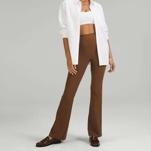 Lululemon Groove Super-High-Rise Flared Pant *Nulu
Roasted Brown~6